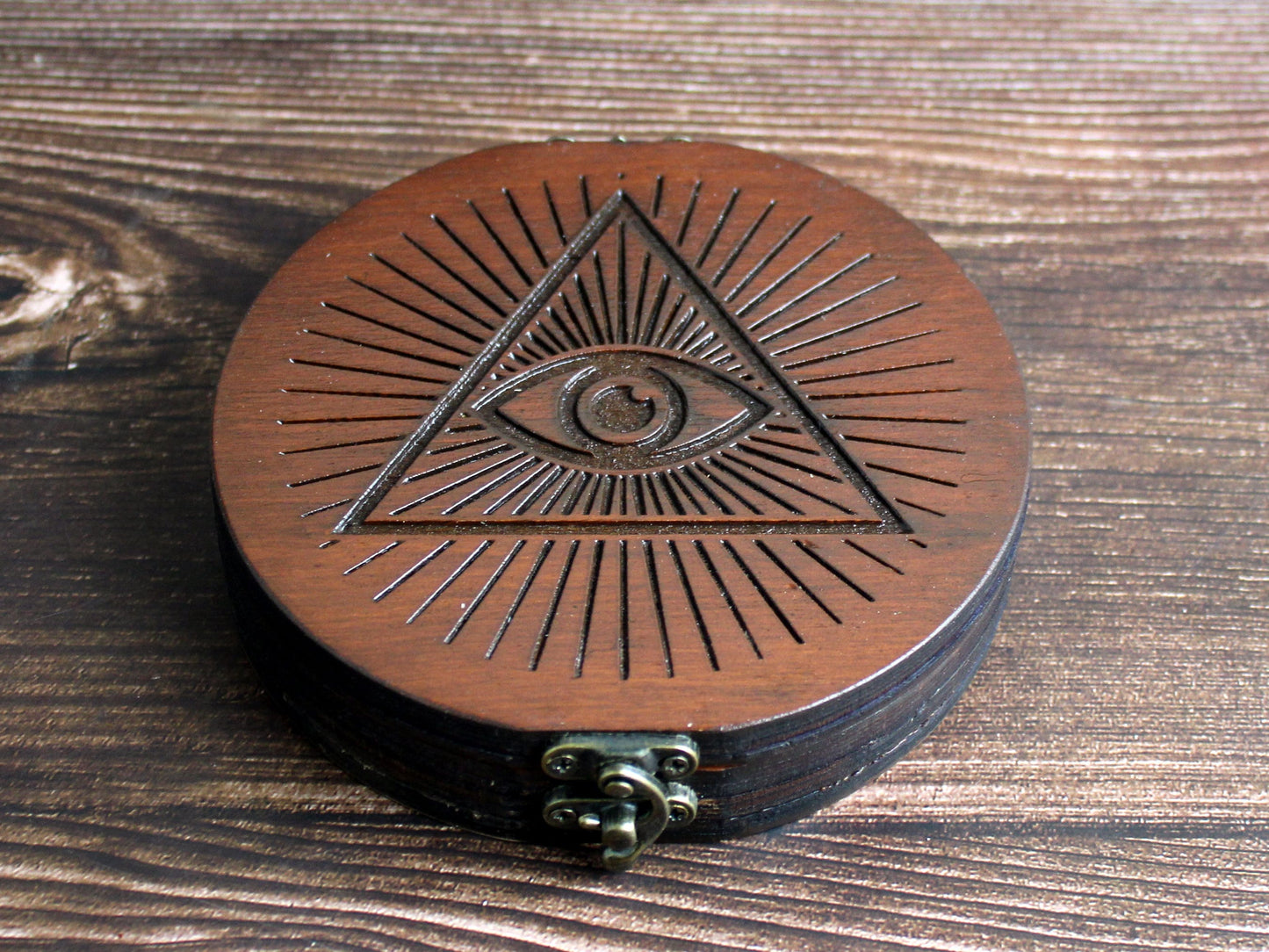Round Obsidian Scrying Mirror - Seeing Eye Design