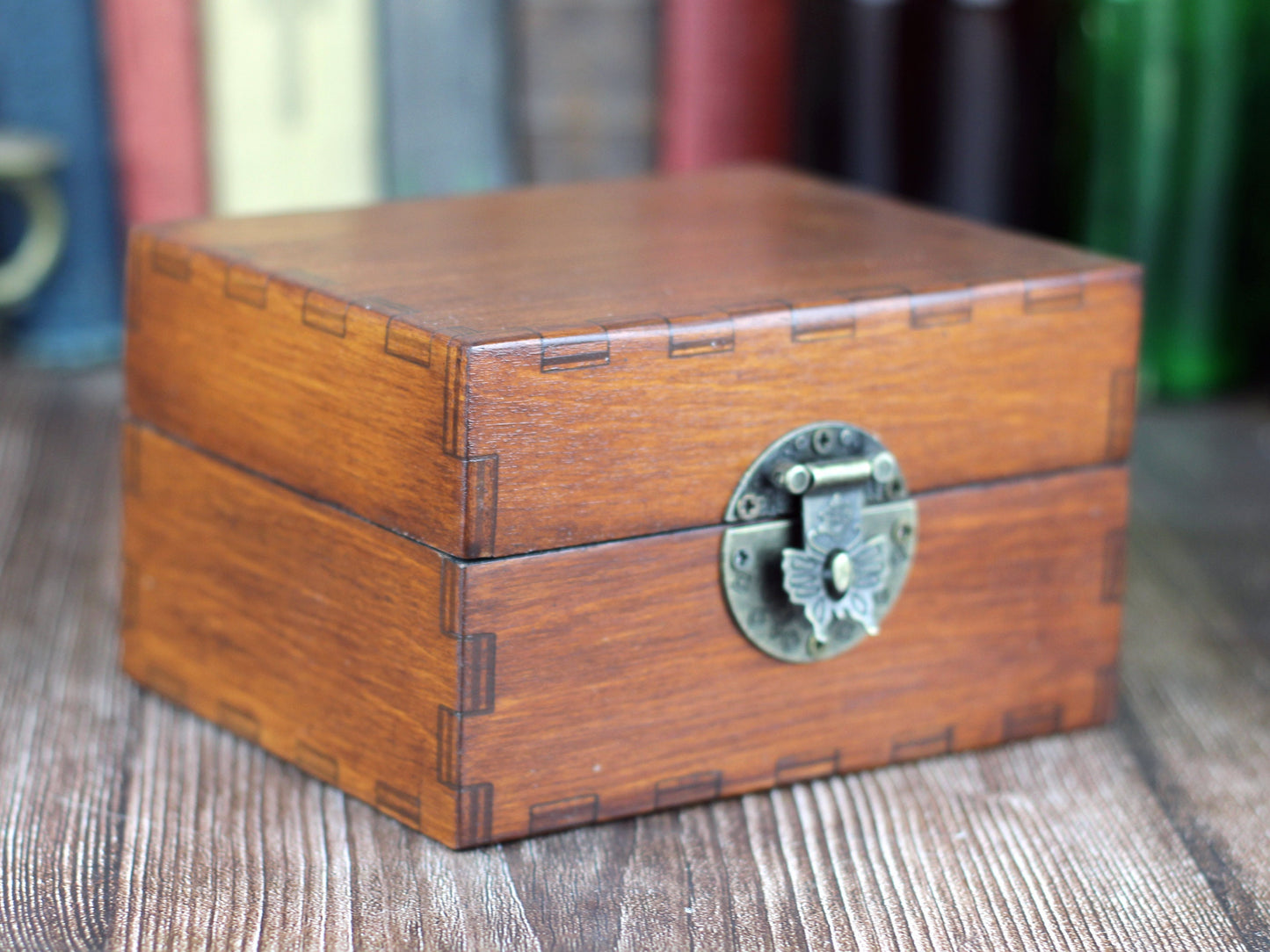 12 Bottle Apothecary Chest