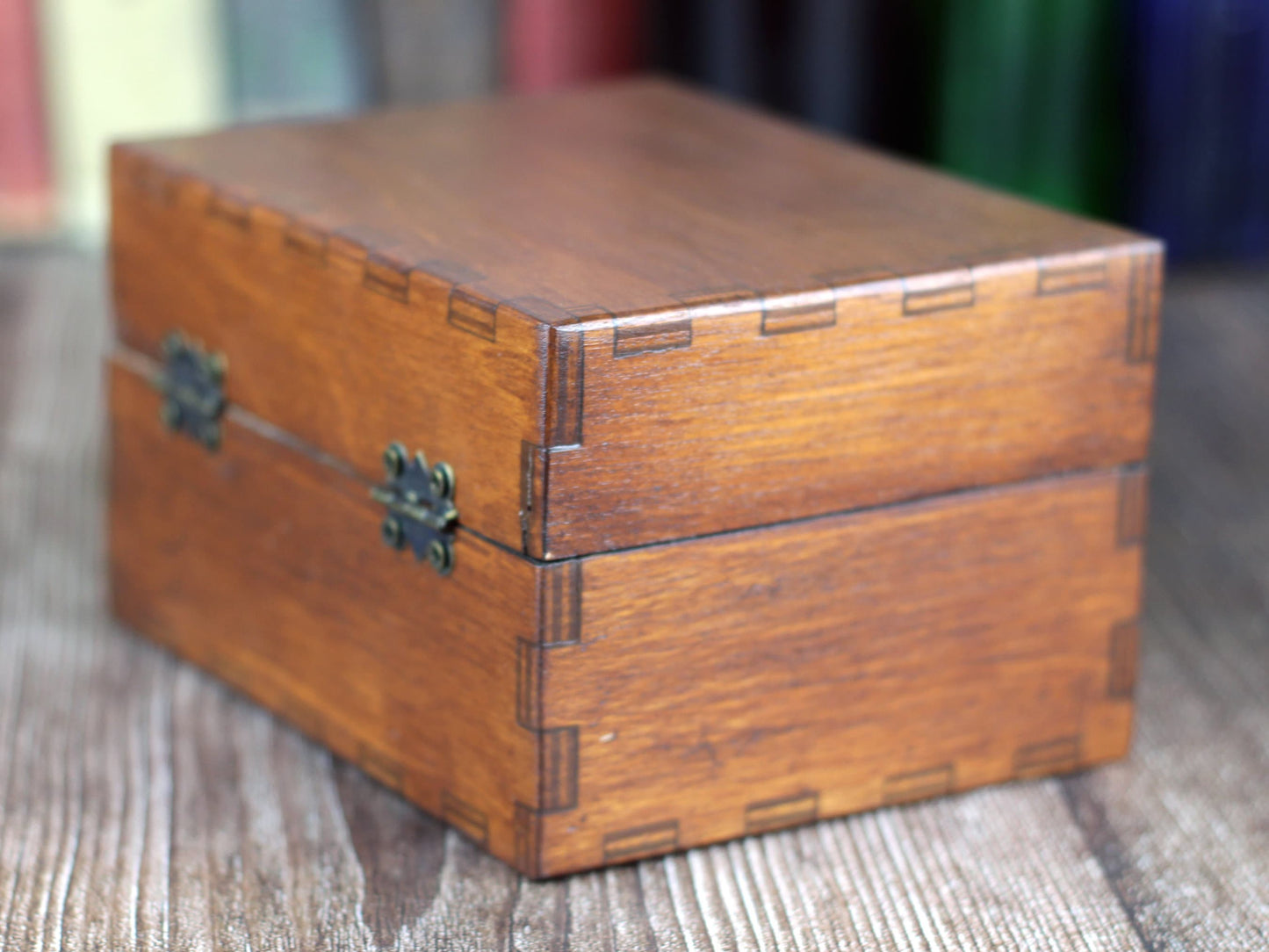 12 Bottle Apothecary Chest
