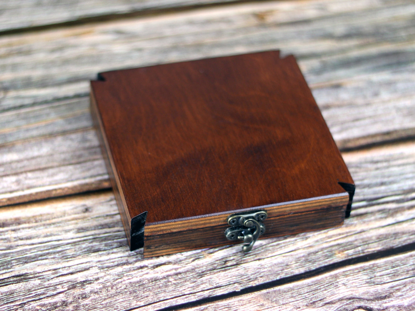 Obsidian Scrying Mirror in Maltese Cross Wooden Box – Tree of Life Design