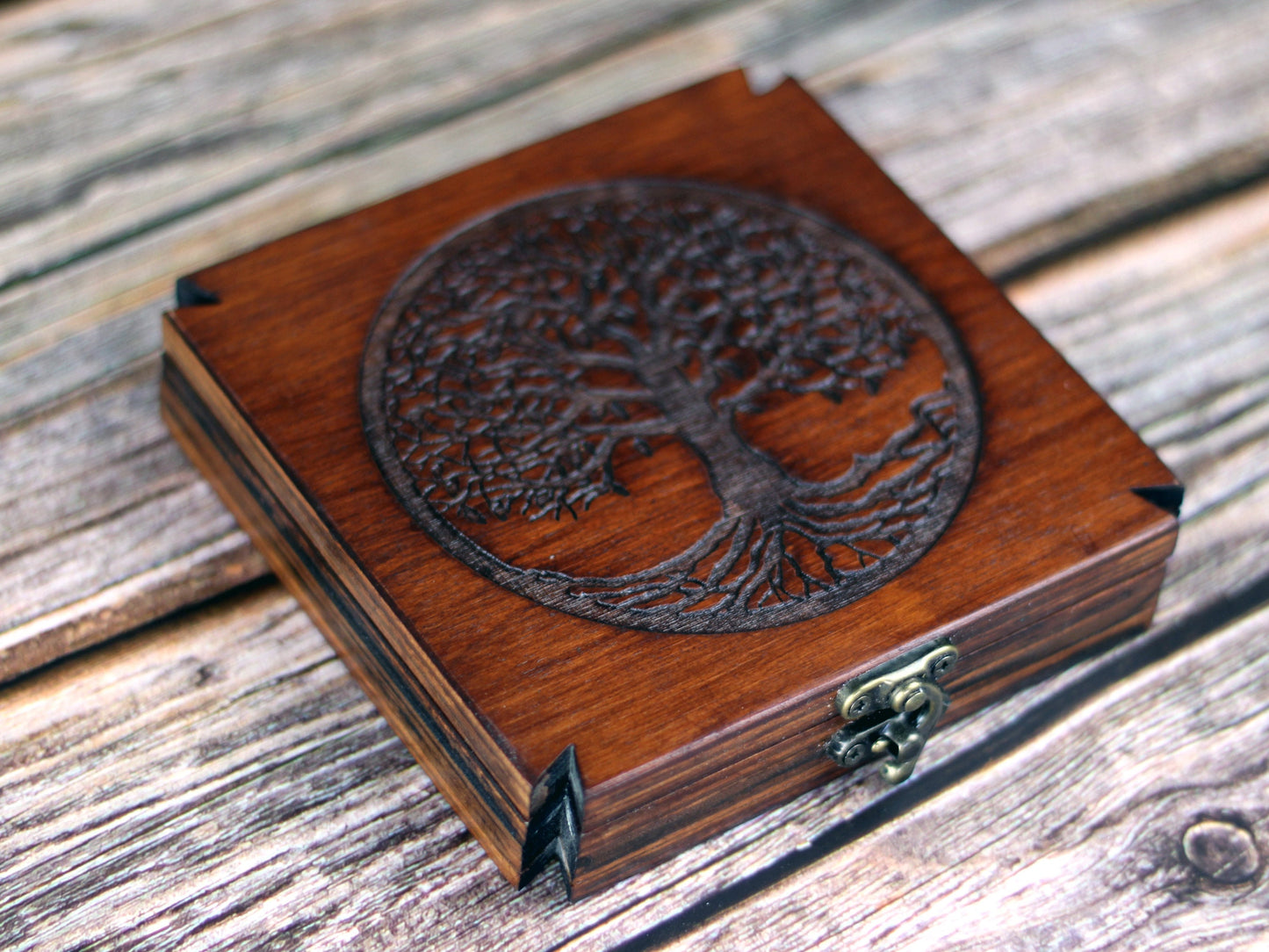 Obsidian Scrying Mirror in Maltese Cross Wooden Box – Tree of Life Design