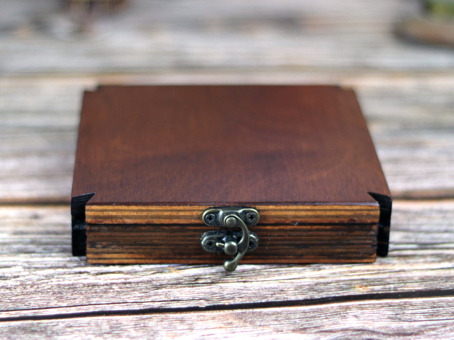Obsidian Scrying Mirror in Maltese Cross Wooden Box – Tree of Life Design