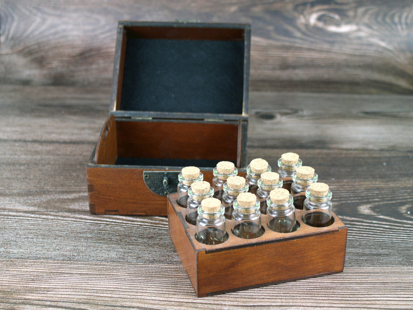 12 Bottle Apothecary Chest
