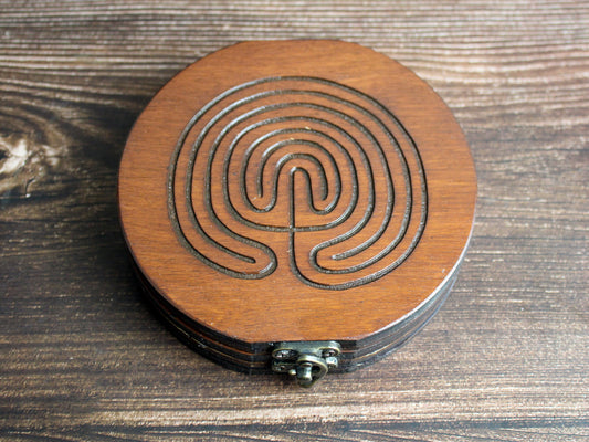 Obsidian Scrying Mirror in Circular Wooden Box – Labyrinth Design